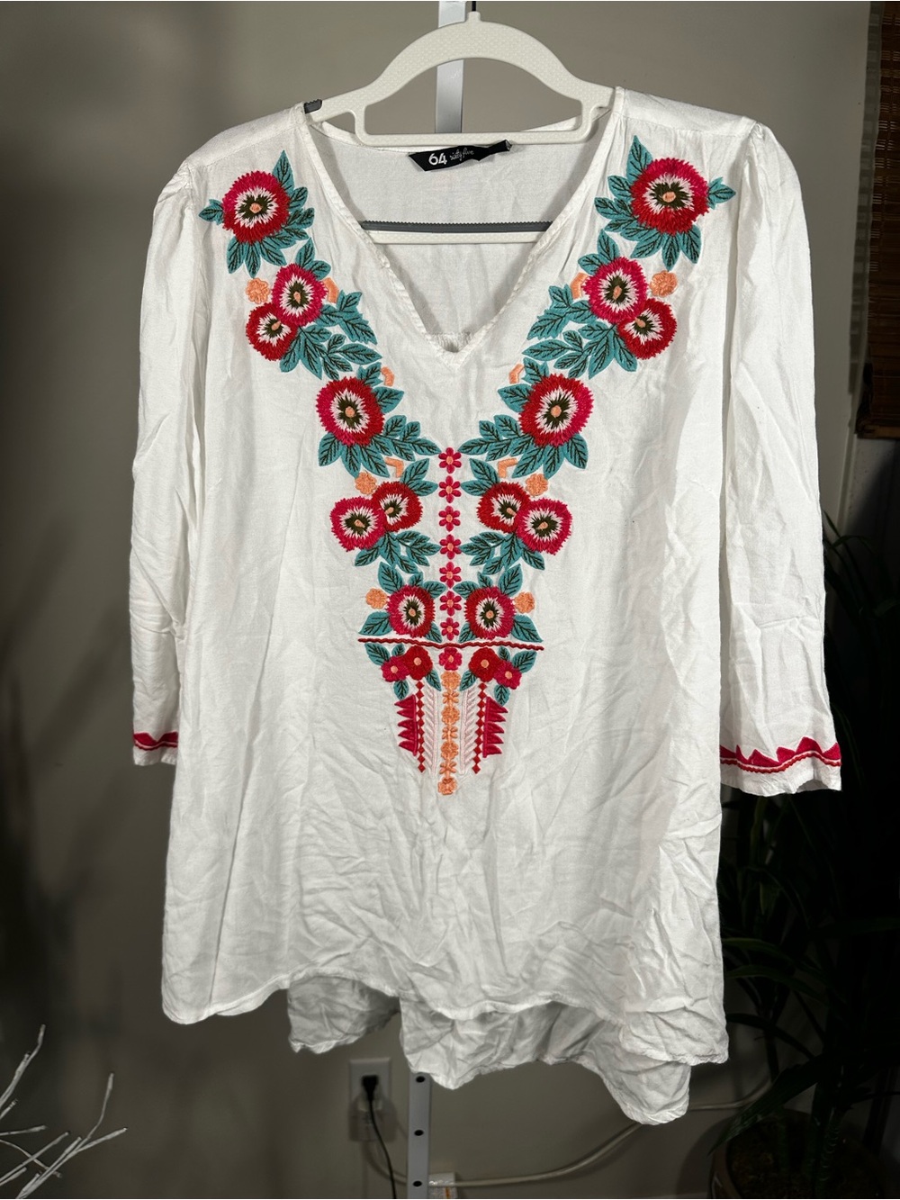 N139. 64 Sixty FiveEmbroidered White V-Neck Tunic with Pink & Teal Floral Design